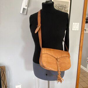 MOGE, Shoulder/ crossbody, tan leather purse, 10" 1/2 X 6" X 3"